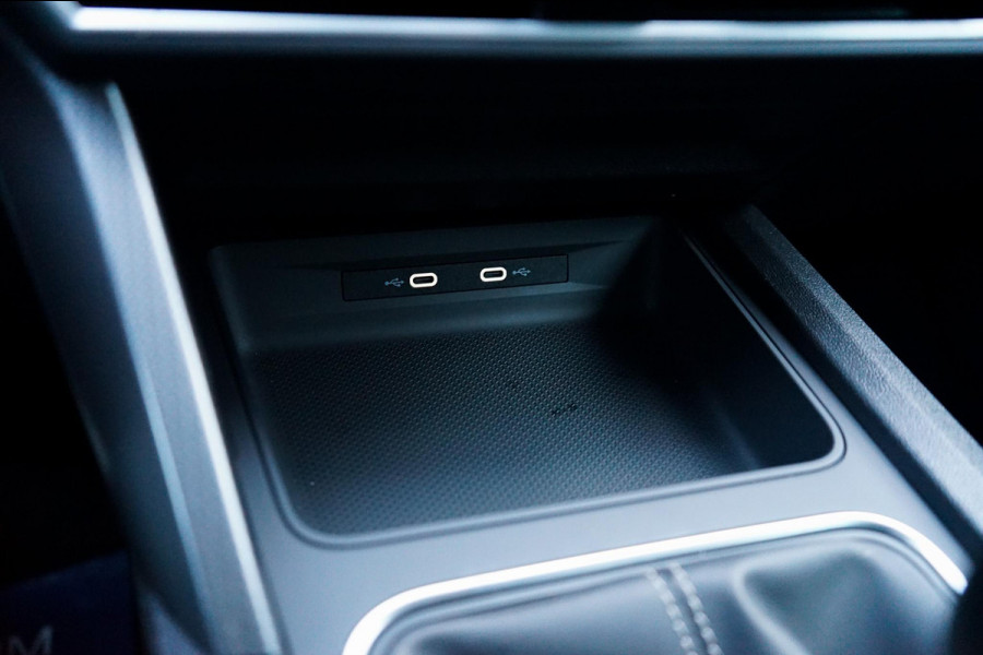 Seat Leon Sportstourer 1.0 TSI Style Business Intense