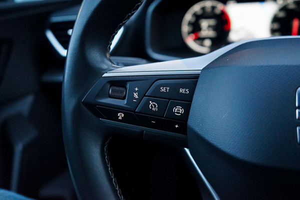 Seat Leon Sportstourer 1.0 TSI Style Business Intense