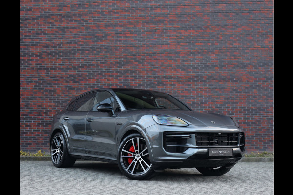 Porsche Cayenne Coupé 4.0 Turbo E-Hybrid | Quartzit - Pano - Trekhaak - Sport Chrono