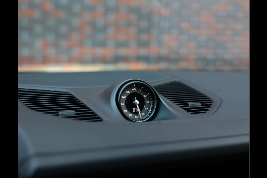 Porsche Cayenne Coupé 4.0 Turbo E-Hybrid | Quartzit - Pano - Trekhaak - Sport Chrono