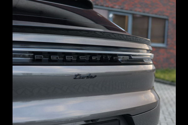 Porsche Cayenne Coupé 4.0 Turbo E-Hybrid | Quartzit - Pano - Trekhaak - Sport Chrono