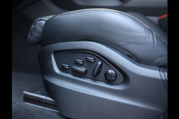 Porsche Cayenne Coupé 4.0 Turbo E-Hybrid | Quartzit - Pano - Trekhaak - Sport Chrono