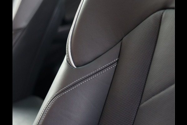 BMW X3 30e xDrive | Pano - Trekhaak - HUD