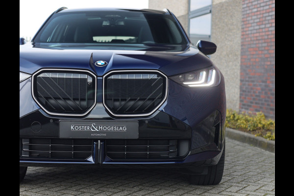 BMW X3 30e xDrive | Pano - Trekhaak - HUD