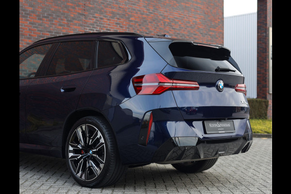 BMW X3 30e xDrive | Pano - Trekhaak - HUD