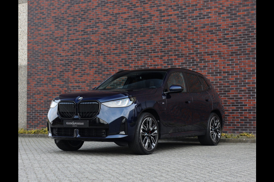 BMW X3 30e xDrive | Pano - Trekhaak - HUD