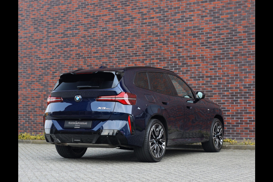 BMW X3 30e xDrive | Pano - Trekhaak - HUD