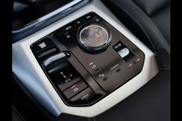 BMW X3 30e xDrive | Pano - Trekhaak - HUD