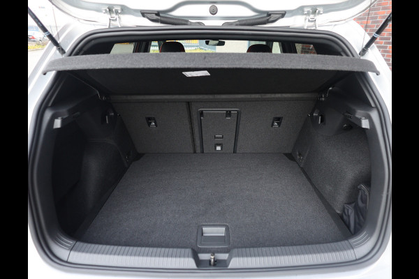 Volkswagen Golf 2.0 TSI GTI | Clubsport - Black Style - 19" Scottsdale