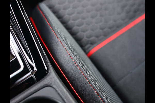 Volkswagen Golf 2.0 TSI GTI | Clubsport - Black Style - 19" Scottsdale