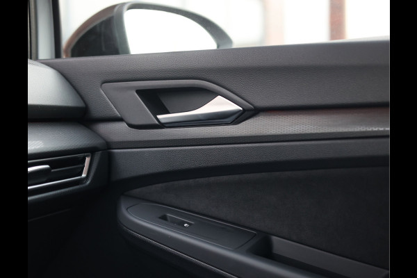 Volkswagen Golf 2.0 TSI GTI | Clubsport - Black Style - 19" Scottsdale