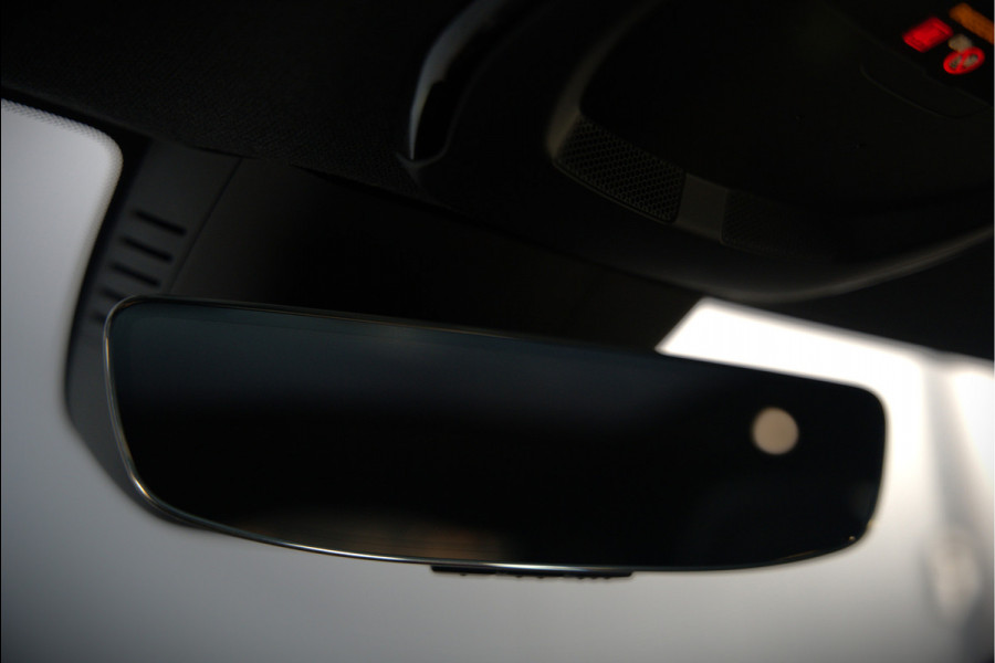 Polestar 2 Long Range Dual Motor Launch Edition 78kWh | Panoramadak | Stoelverwarming | Stuurverwarming | Harman Kardon | Memory Seat | 360 Camera | Keyless | Elektrische Trekhaak | Apple Carplay | BTW | LED |