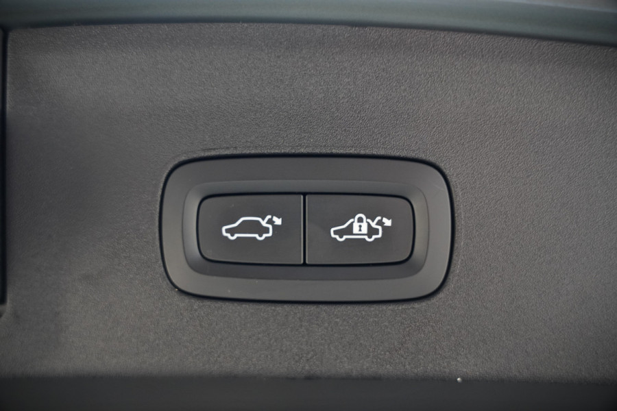 Polestar 2 Long Range Dual Motor Launch Edition 78kWh | Panoramadak | Stoelverwarming | Stuurverwarming | Harman Kardon | Memory Seat | 360 Camera | Keyless | Elektrische Trekhaak | Apple Carplay | BTW | LED |