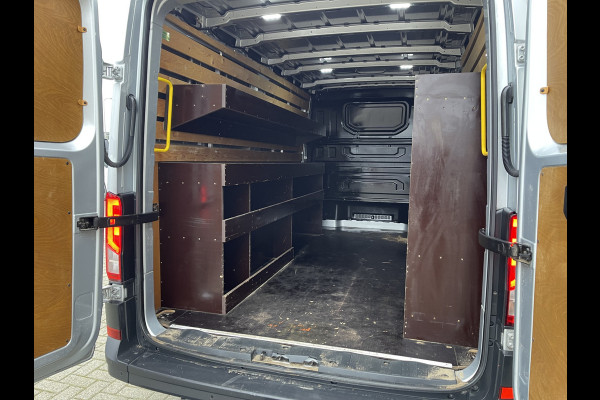 Volkswagen Crafter 30 2.0 TDI L3H2 Comfortline ( voorheen L2H1 ) / euro 6 / bpm vrij / lease vanaf € 342 / vaste prijs rijklaar € 20.950 ex btw / zilver metallic / airco / cruise / navi / pdc voor en achter