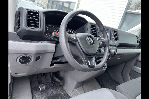 Volkswagen Crafter 30 2.0 TDI L3H2 Comfortline ( voorheen L2H1 ) / euro 6 / bpm vrij / lease vanaf € 342 / vaste prijs rijklaar € 20.950 ex btw / zilver metallic / airco / cruise / navi / pdc voor en achter