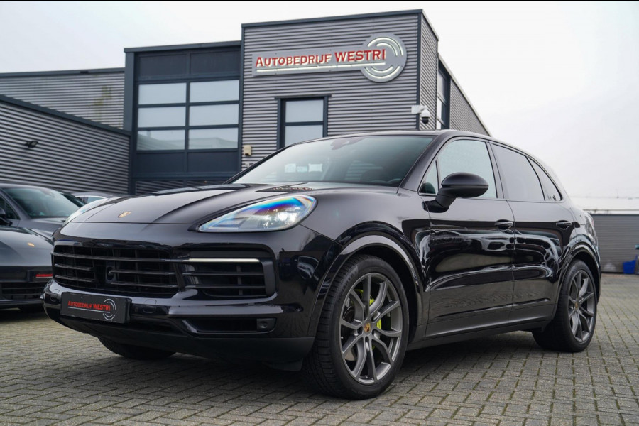 Porsche Cayenne 3.0 E-Hybrid | Sport Chrono | Panorama | Luxe Leder | Luchtvering | Bose Surround sound | Soft Close | Luchtvering