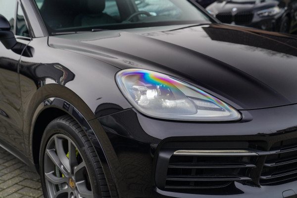 Porsche Cayenne 3.0 E-Hybrid | Sport Chrono | Panorama | Luxe Leder | Luchtvering | Bose Surround sound | Soft Close | Luchtvering