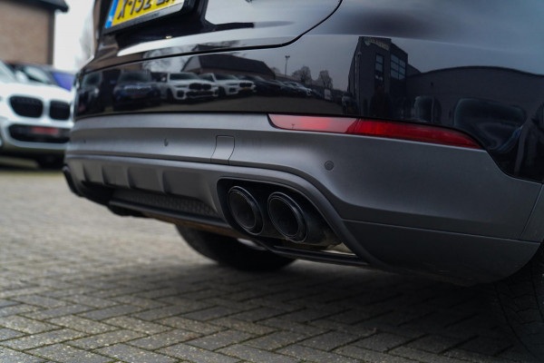 Porsche Cayenne 3.0 E-Hybrid | Sport Chrono | Panorama | Luxe Leder | Luchtvering | Bose Surround sound | Soft Close | Luchtvering