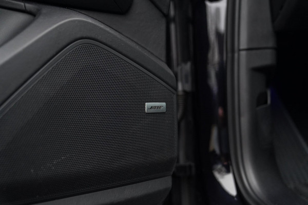 Porsche Cayenne 3.0 E-Hybrid | Sport Chrono | Panorama | Luxe Leder | Luchtvering | Bose Surround sound | Soft Close | Luchtvering