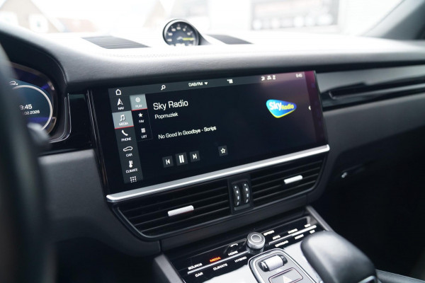 Porsche Cayenne 3.0 E-Hybrid | Sport Chrono | Panorama | Luxe Leder | Luchtvering | Bose Surround sound | Soft Close | Luchtvering