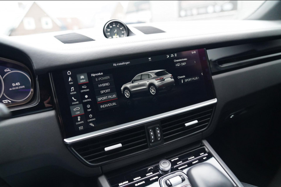 Porsche Cayenne 3.0 E-Hybrid | Sport Chrono | Panorama | Luxe Leder | Luchtvering | Bose Surround sound | Soft Close | Luchtvering