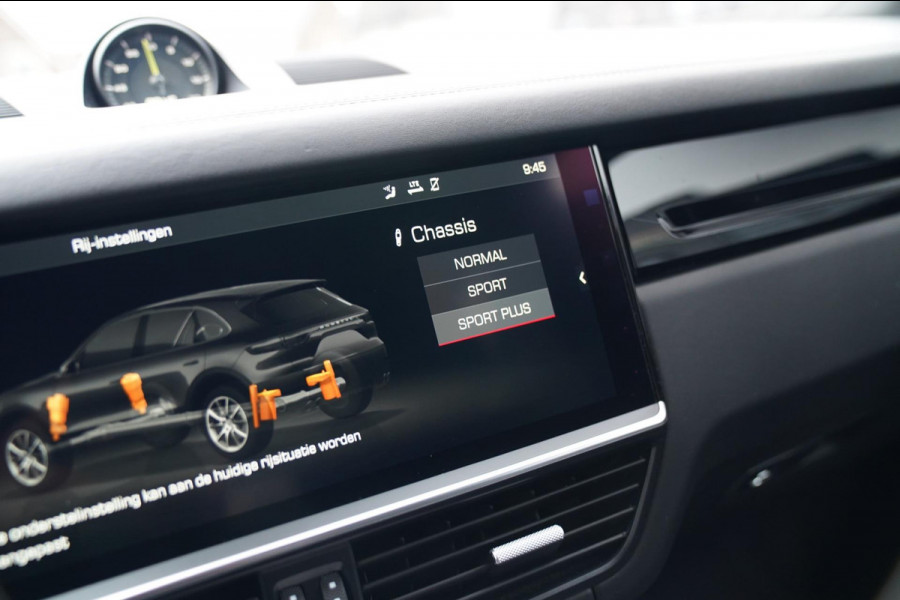 Porsche Cayenne 3.0 E-Hybrid | Sport Chrono | Panorama | Luxe Leder | Luchtvering | Bose Surround sound | Soft Close | Luchtvering