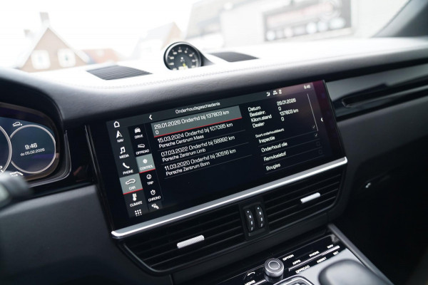 Porsche Cayenne 3.0 E-Hybrid | Sport Chrono | Panorama | Luxe Leder | Luchtvering | Bose Surround sound | Soft Close | Luchtvering