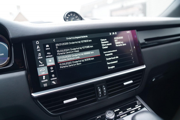Porsche Cayenne 3.0 E-Hybrid | Sport Chrono | Panorama | Luxe Leder | Luchtvering | Bose Surround sound | Soft Close | Luchtvering