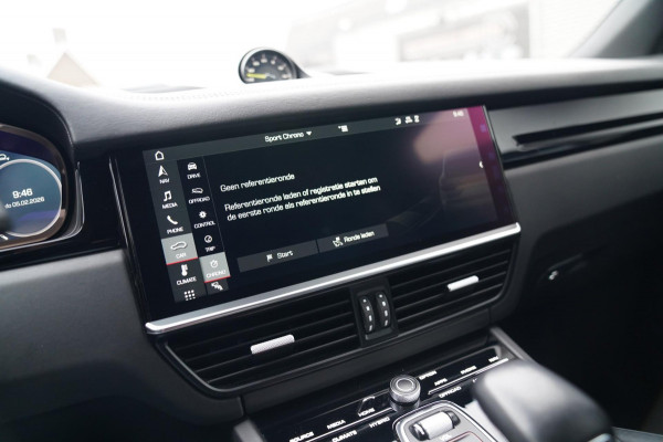 Porsche Cayenne 3.0 E-Hybrid | Sport Chrono | Panorama | Luxe Leder | Luchtvering | Bose Surround sound | Soft Close | Luchtvering