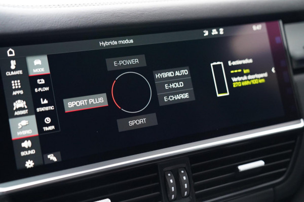 Porsche Cayenne 3.0 E-Hybrid | Sport Chrono | Panorama | Luxe Leder | Luchtvering | Bose Surround sound | Soft Close | Luchtvering