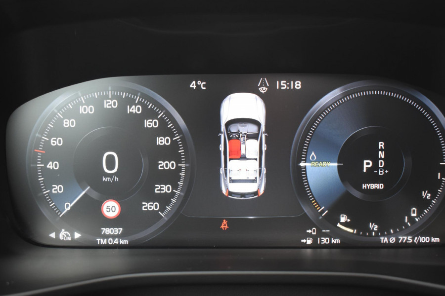 Volvo XC40 T4 211PK Automaat Recharge Inscription Expression / Navigatie / Elektrisch glazen panorama schuifdak / Cruise Control / Elektrische achterklep / Achteruitrijcamera /