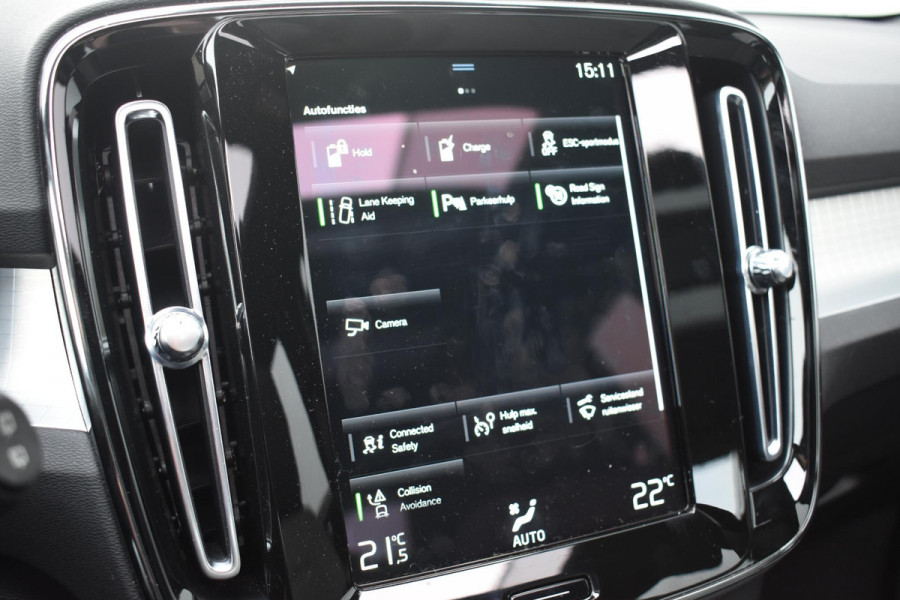 Volvo XC40 T4 211PK Automaat Recharge Inscription Expression / Navigatie / Elektrisch glazen panorama schuifdak / Cruise Control / Elektrische achterklep / Achteruitrijcamera /