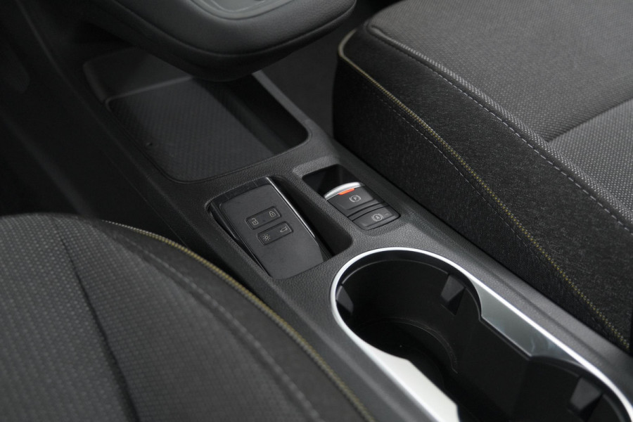 Renault Captur Mild Hybrid 160 EDC Techno | Pack Winter | Camera | Adaptieve Cruise Control | Apple Carplay