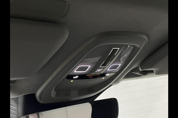 Volvo XC90 2.0 T8 Plug-in hybrid AWD Ultra Dark Luchtvering | Massage | Bowers & Wilkins | Trekhaak | Adapt. Cruise | Stoelventilatie | 22" wielen | 360 camera | Head-up