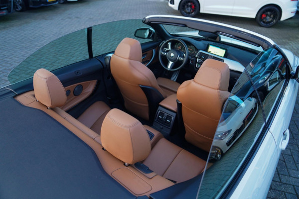 BMW 4 Serie Cabrio 440i High Executive | M-pakket | Cabrio | Nekverwarming | Harman/Kardon | Facelift iDrive LCI | Lane Assist |