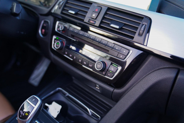 BMW 4 Serie Cabrio 440i High Executive | M-pakket | Cabrio | Nekverwarming | Harman/Kardon | Facelift iDrive LCI | Lane Assist |