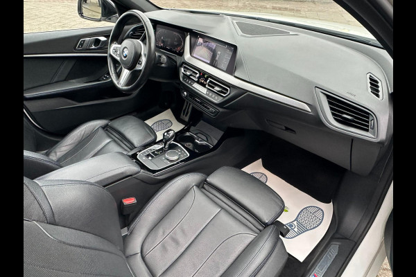 BMW 1-serie 118i High Executive Edition M-PAKKET l PANO l
