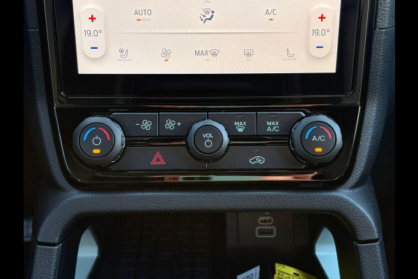 Ford Ranger 2.3 PHEV Stormtrak Double Cab 281pk | 5 persoons! | Technology Pack Plus Trailer | Cargo Area Management System | Power Rollertop | Prijs excl. BTW incl. BPM | laadkabel mode 3 16A