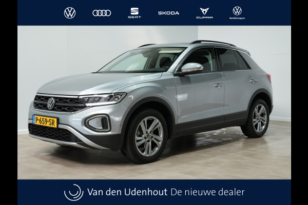 Volkswagen T-Roc 1.5 TSI 150pk DSG Life 75 Edition Navigatie via App Camera PDC Trekhaak Android 169