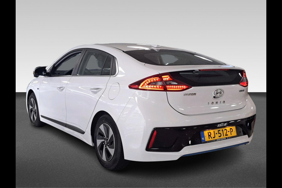 Hyundai IONIQ 1.6 GDi Premium Incl. Stoel en stuurverwarming | schuif-/kanteldak | Elektrisch verstelb. bestuurdersstoel met geheugen
