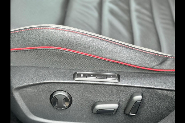 Volkswagen Golf 2.0 TSI GTI Pano/Memory/Matrix/Camera