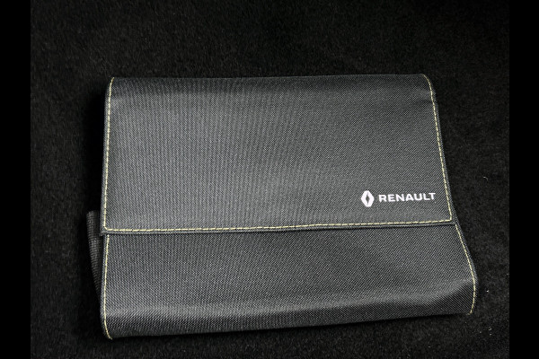 Renault Captur E-Tech plug-in hybrid 160PK R.S Line RS | CAMERA | WINTERPACK | GROOT SCHERM