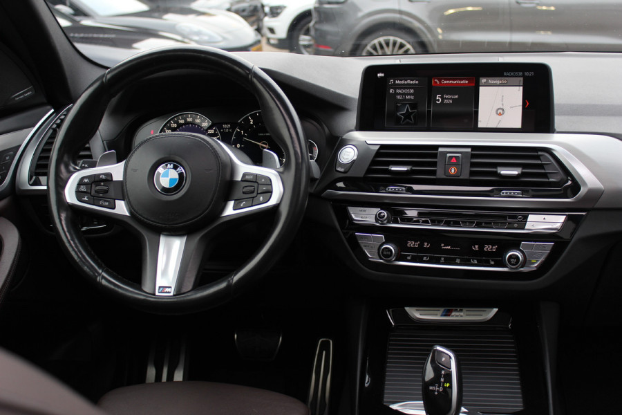 BMW X3 M40i xDrive High Executive / Panoramadak / 360Camera / Head-up / Keyless / 20'' / Harman Kardon / Bruin Leder / Dodehoek / DAB / Stoelverwarming 4x / ACC / CarPlay