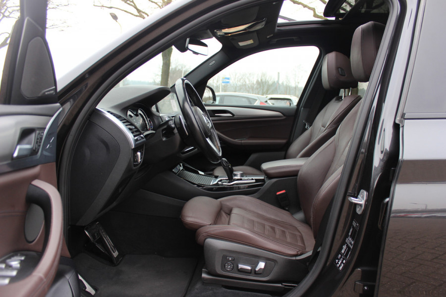 BMW X3 M40i xDrive High Executive / Panoramadak / 360Camera / Head-up / Keyless / 20'' / Harman Kardon / Bruin Leder / Dodehoek / DAB / Stoelverwarming 4x / ACC / CarPlay