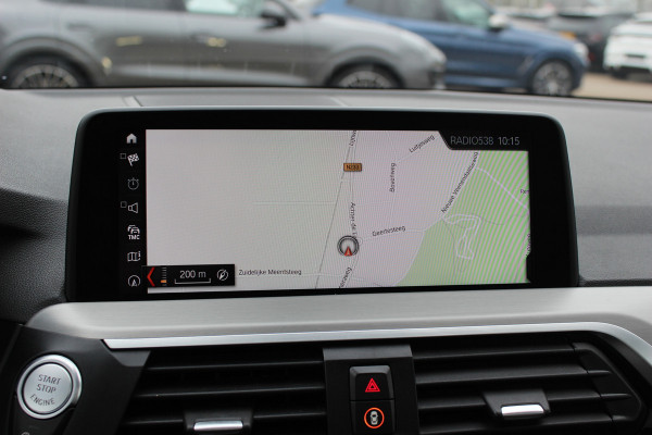 BMW X3 M40i xDrive High Executive / Panoramadak / 360Camera / Head-up / Keyless / 20'' / Harman Kardon / Bruin Leder / Dodehoek / DAB / Stoelverwarming 4x / ACC / CarPlay
