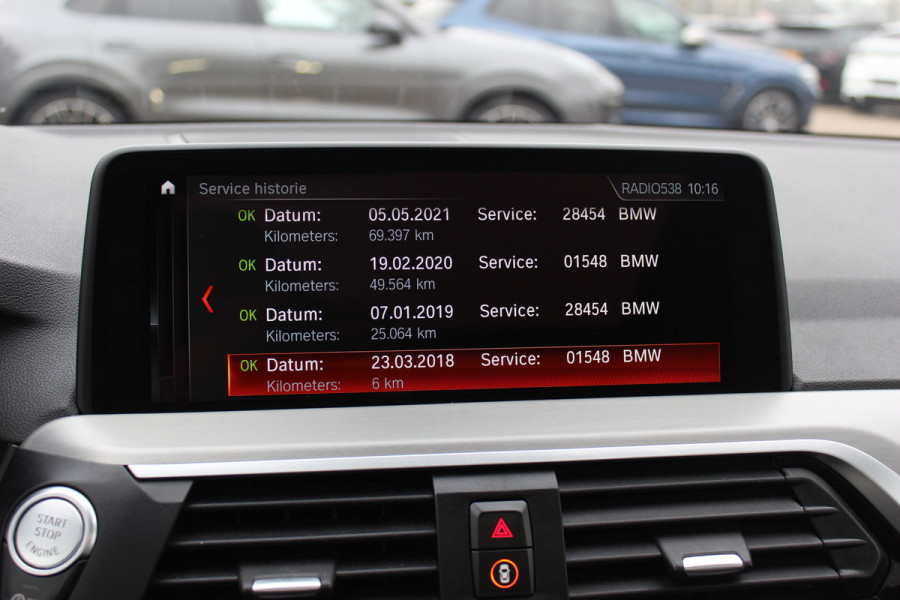 BMW X3 M40i xDrive High Executive / Panoramadak / 360Camera / Head-up / Keyless / 20'' / Harman Kardon / Bruin Leder / Dodehoek / DAB / Stoelverwarming 4x / ACC / CarPlay