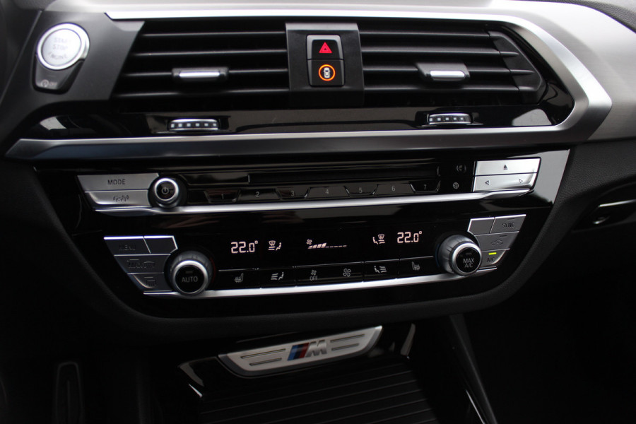 BMW X3 M40i xDrive High Executive / Panoramadak / 360Camera / Head-up / Keyless / 20'' / Harman Kardon / Bruin Leder / Dodehoek / DAB / Stoelverwarming 4x / ACC / CarPlay