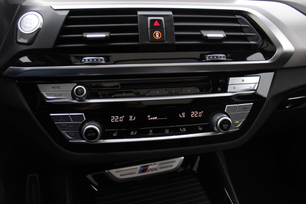 BMW X3 M40i xDrive High Executive / Panoramadak / 360Camera / Head-up / Keyless / 20'' / Harman Kardon / Bruin Leder / Dodehoek / DAB / Stoelverwarming 4x / ACC / CarPlay