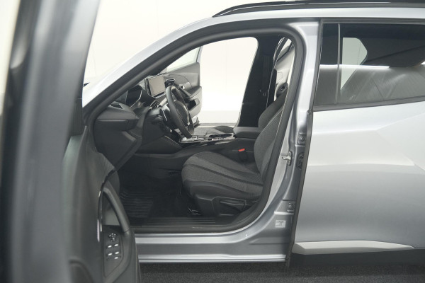 Peugeot 2008 Hybrid 136 e-DCS6 Allure | 360 Camera | Adaptieve Cruise Control | Dodehoekdetectie | Navigatie