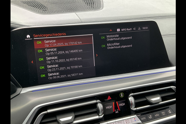 BMW X5 xDrive40i High Executive M-Sport Trekhaak HUD Pano B&W Luchtvering Stoelverw+Ventilatie Leer BOMVOL!